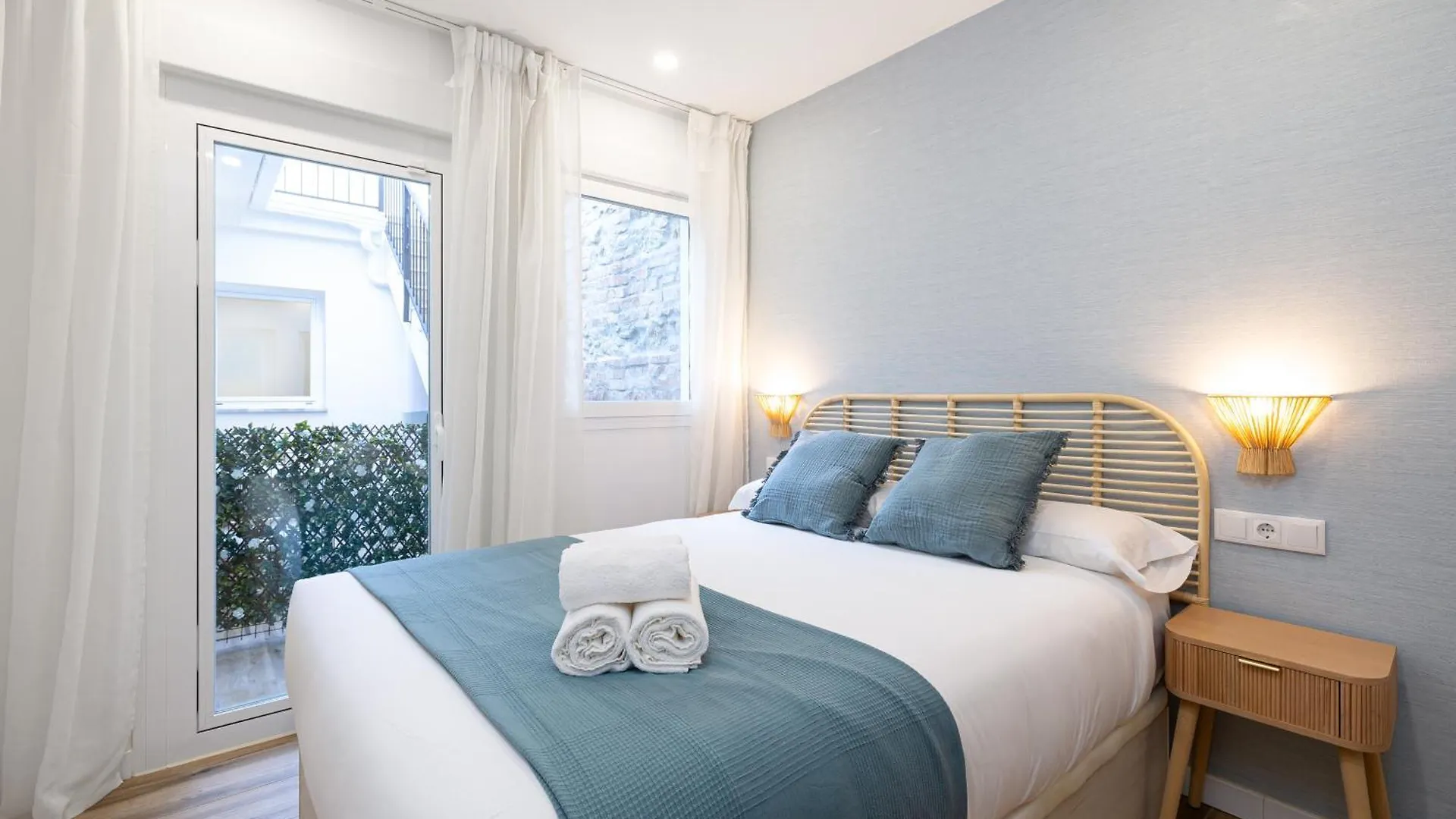 Bright Renovated -Terrace -1Bedroom 1Bath Malaga 0*,  Spain