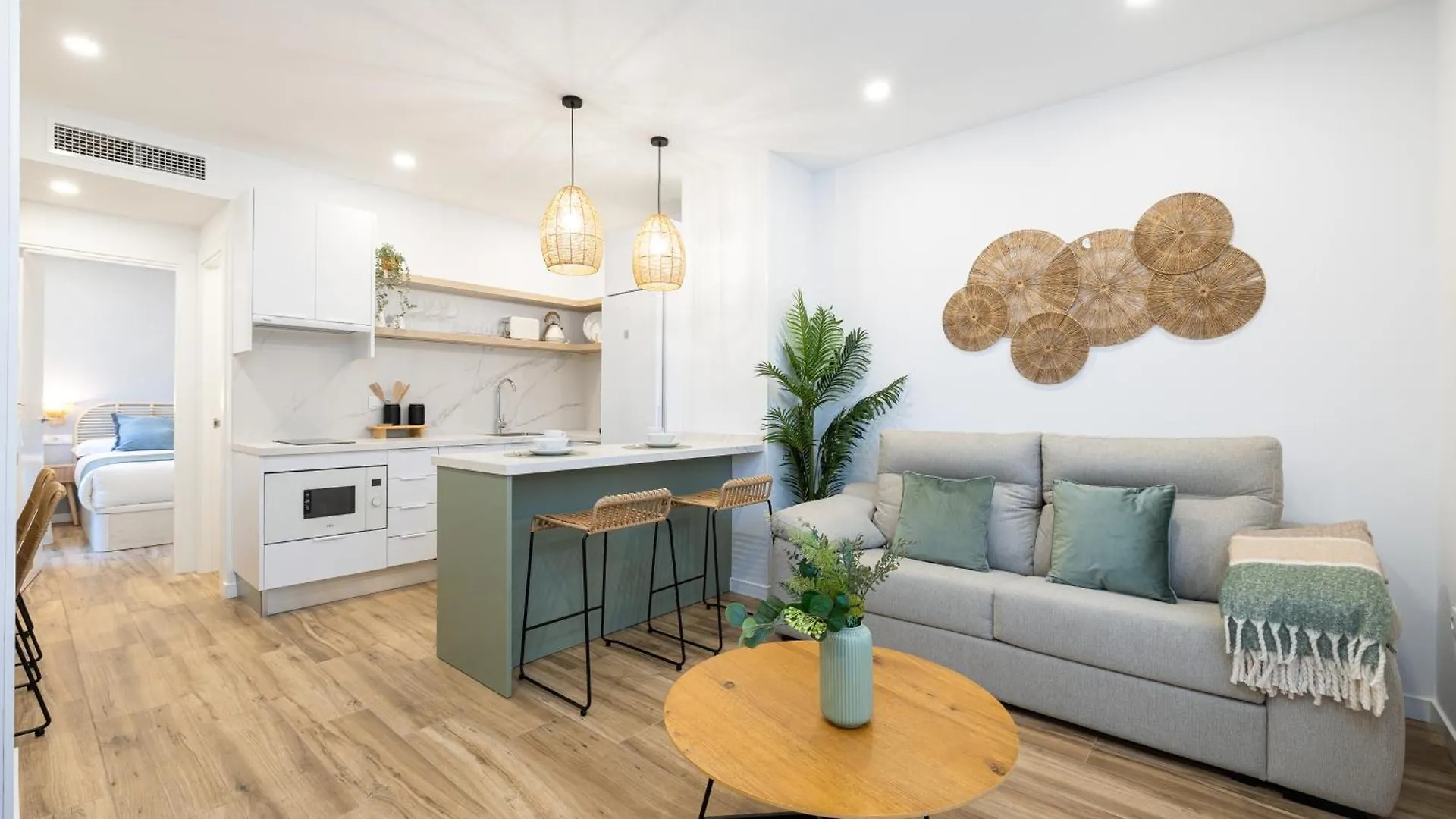 Bright Renovated -Terrace -1Bedroom 1Bath contacts